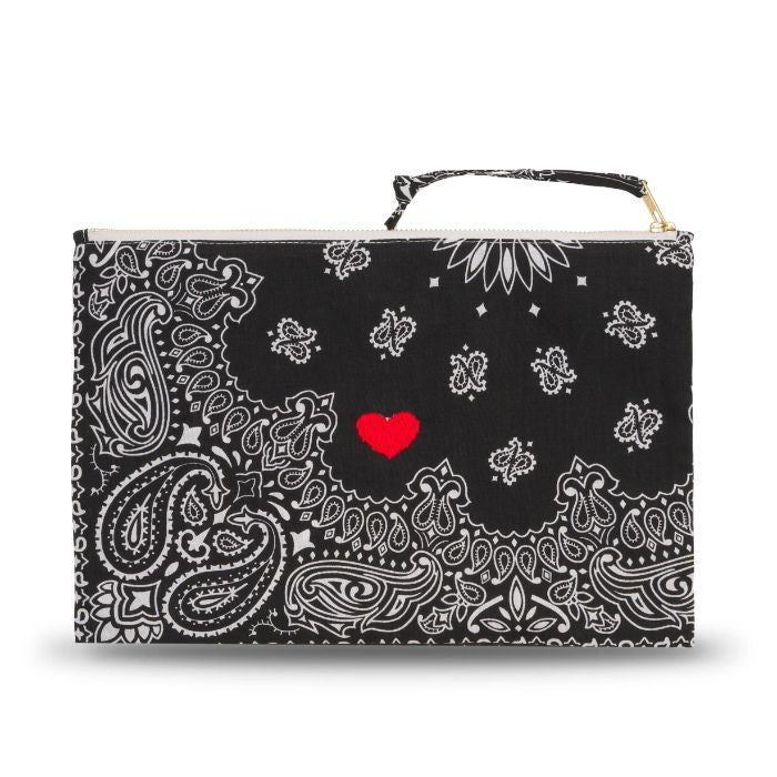 Zipped pouch - HEART - All Black