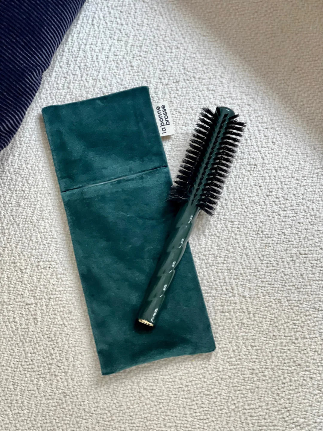 The Emerald Green VOLUME & STYLE Round Brush