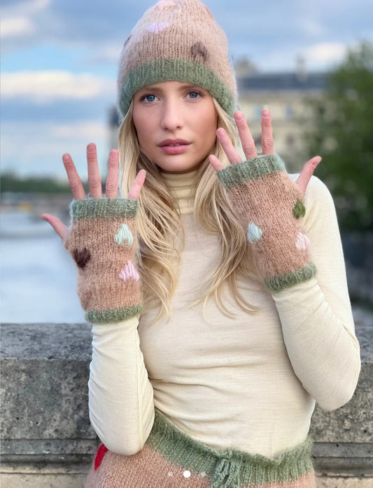 Hat and Gloves Mon Amour Beige