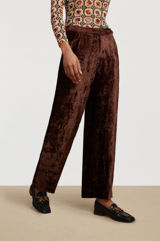 Akhemi Brown pant